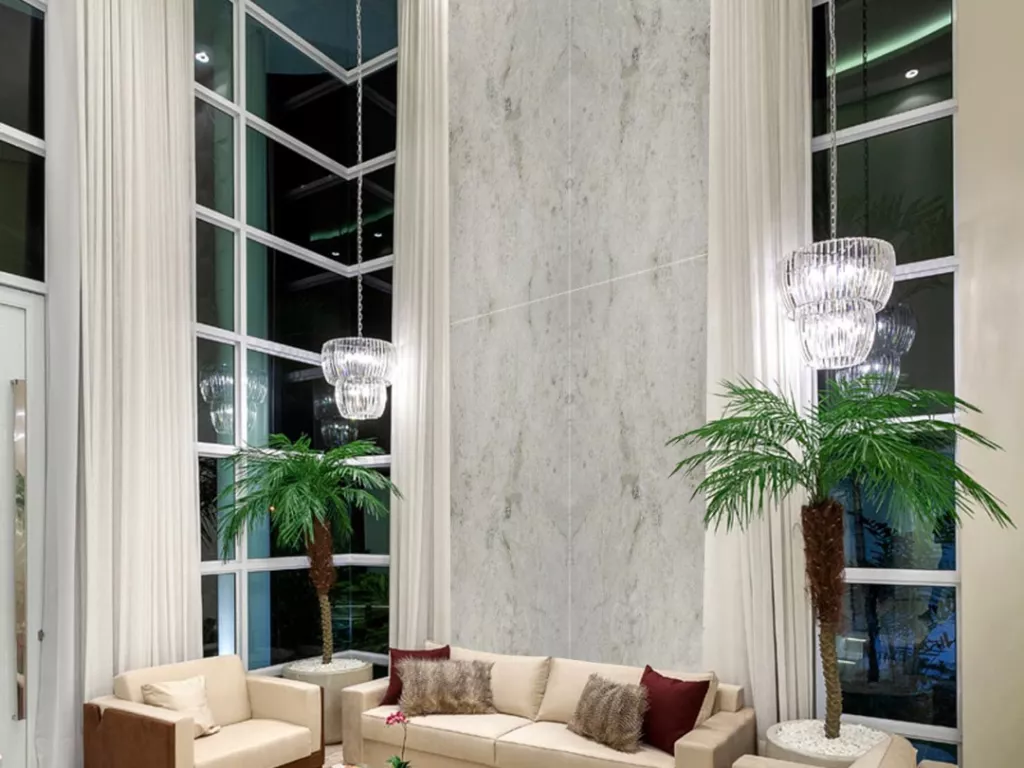 Colonial White